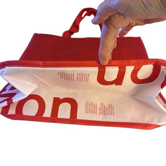 Lululemon Red Reusable Double Strap Carryall Shopper Tote Bag Ladies 16"x 14" - Picture 4 of 10